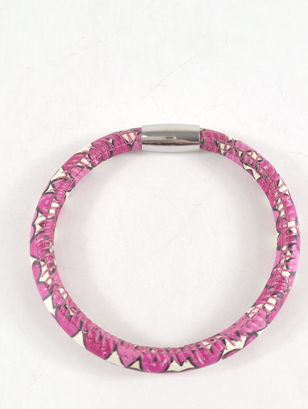 Brighton Woodstock Pink Hearts Leather Charm Bracelet - Picture 3 of 7